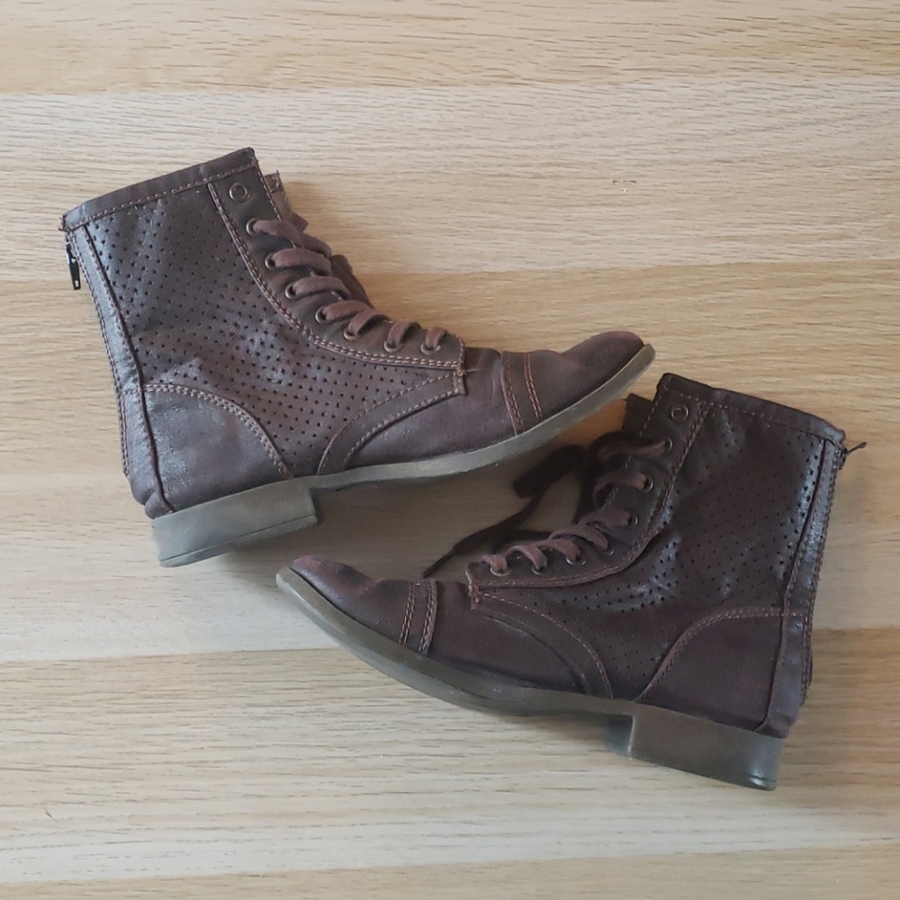 Brown boots